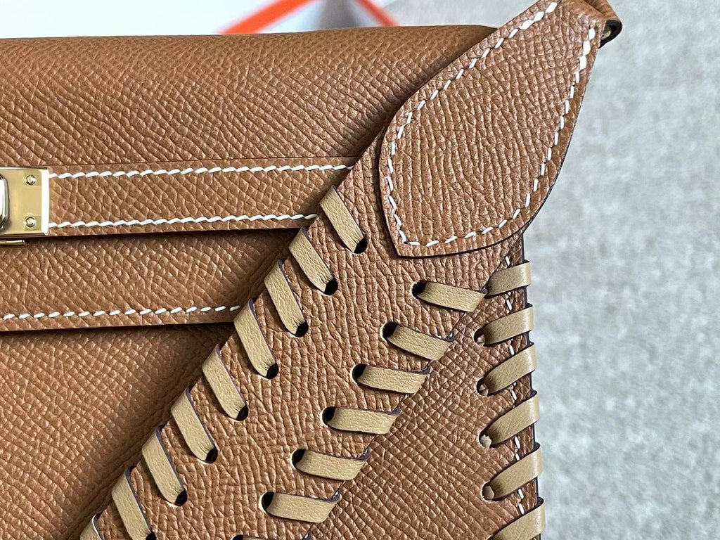 Hermes Gold Kelly To Go Tressage wallet With Gold Hardware