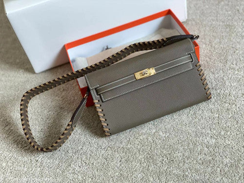 Hermes Etoupe Kelly To Go Tressage wallet With Gold Hardware