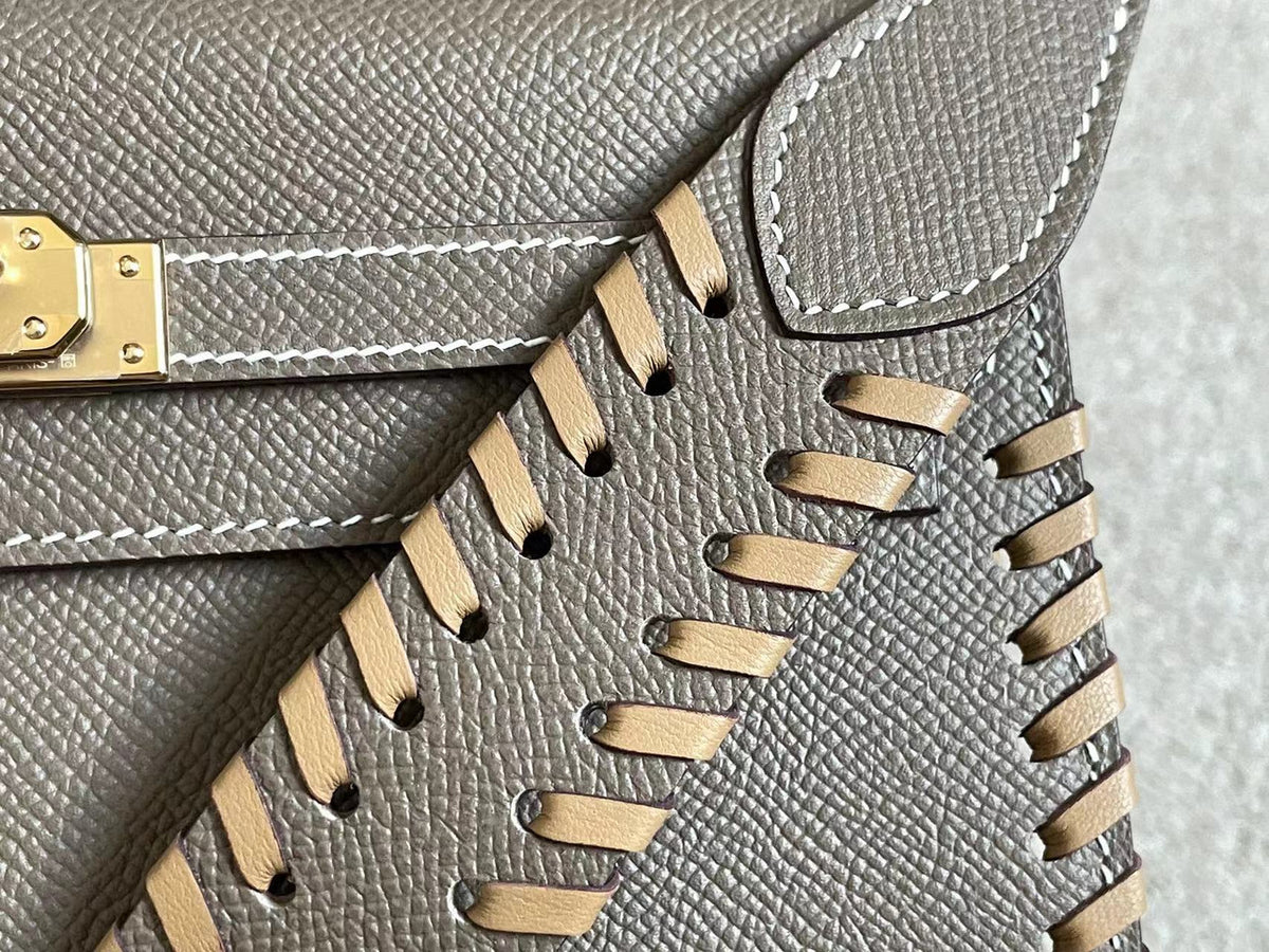 Hermes Etoupe Kelly To Go Tressage wallet With Gold Hardware
