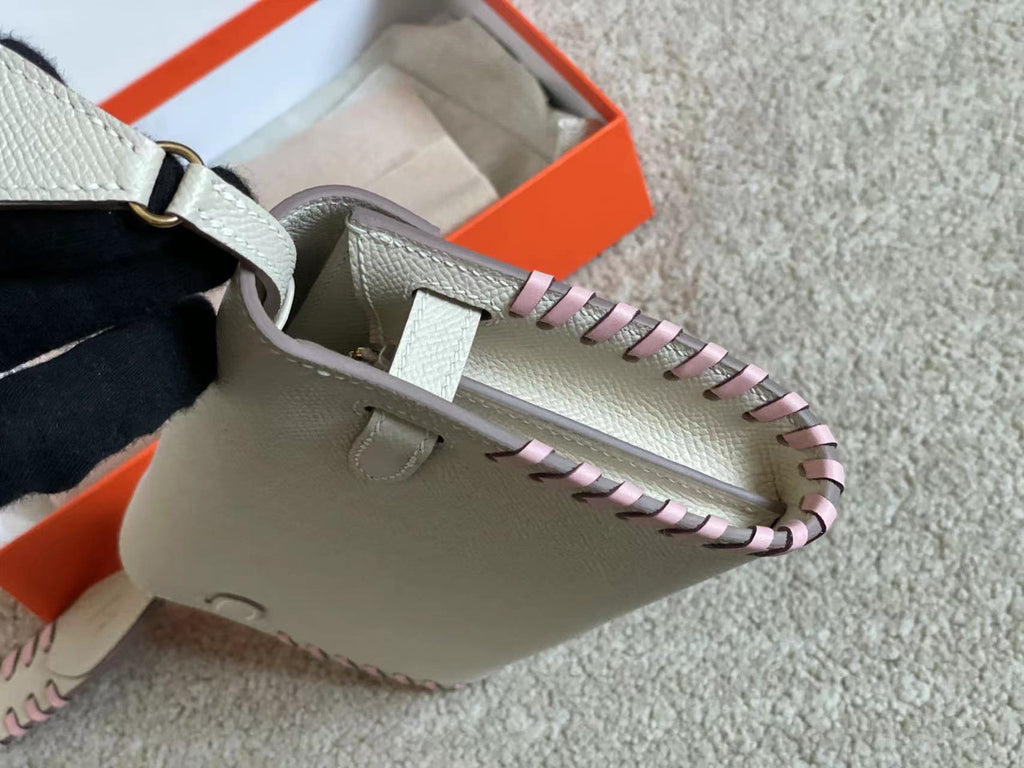 Hermes Craie Kelly To Go Tressage wallet With Gold Hardware