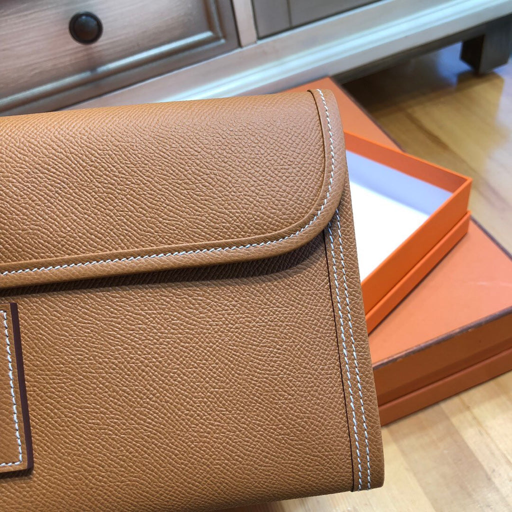Hermes Gold Jige Elan clutch