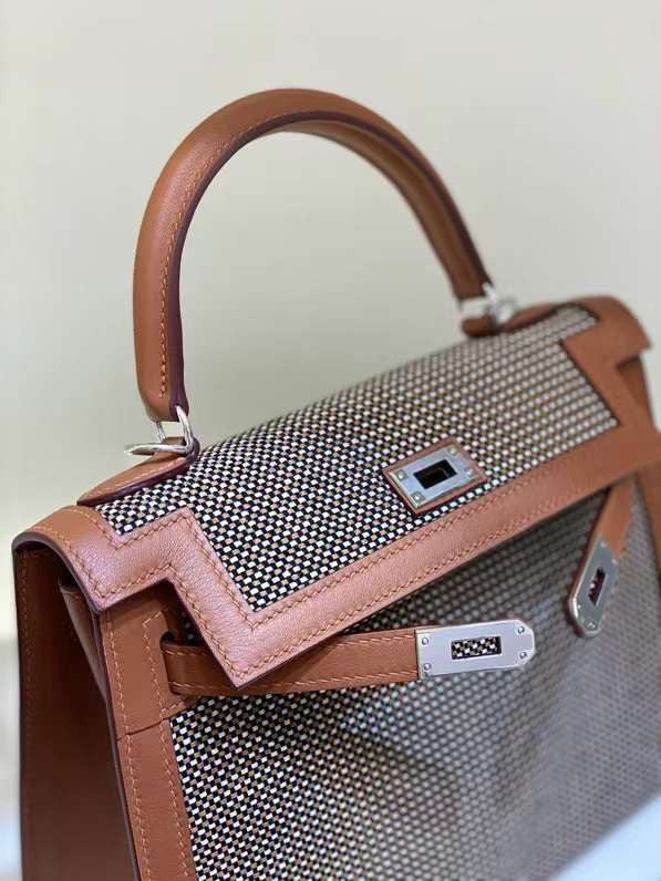 HERMÈS KELLY 25 SELLIER QUADRILLE SESAME SWIFT AND CANVAS PALLADIUM HARDWARE