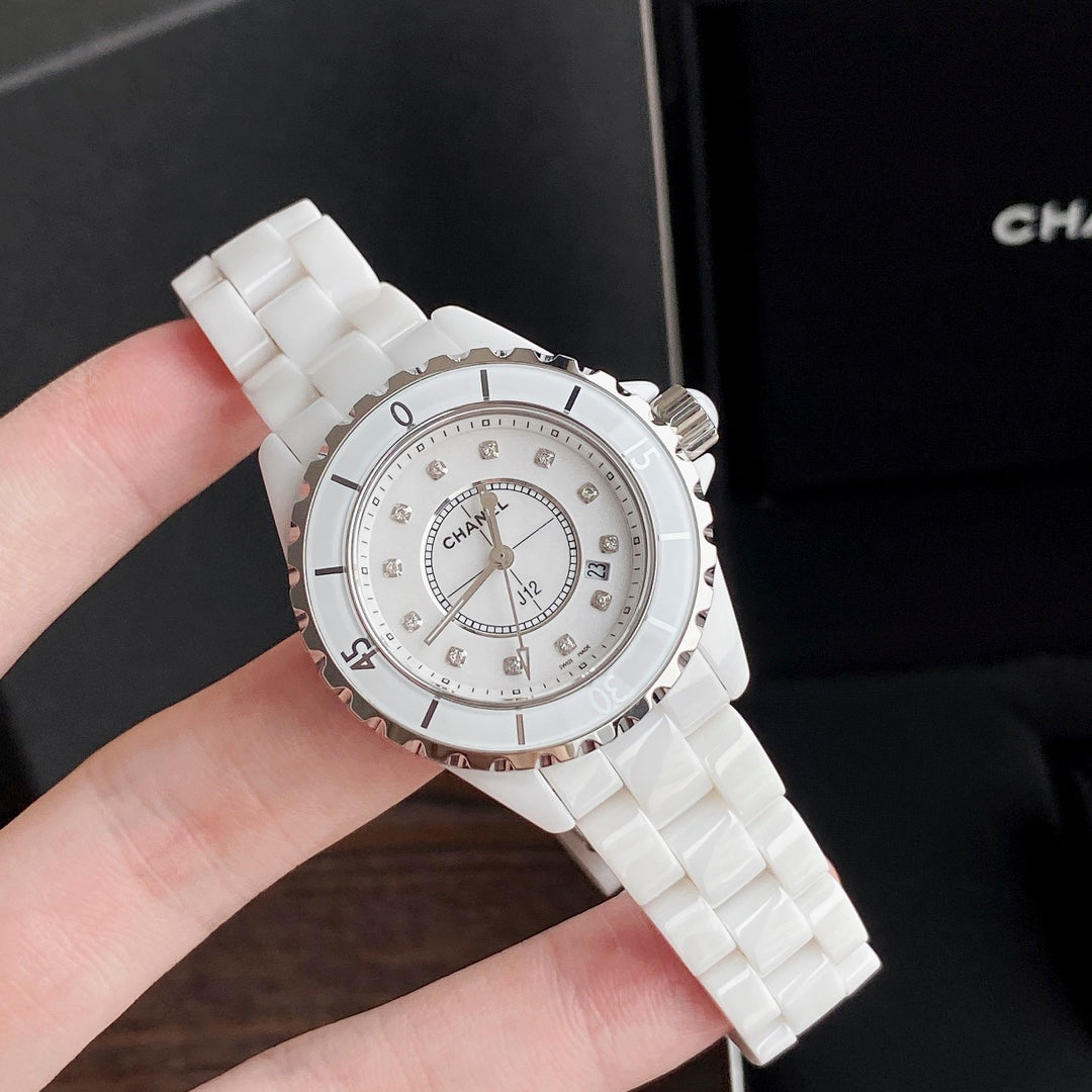 Chanel J12 White Ceramic Quartz Watch 33mm with Diamond Index