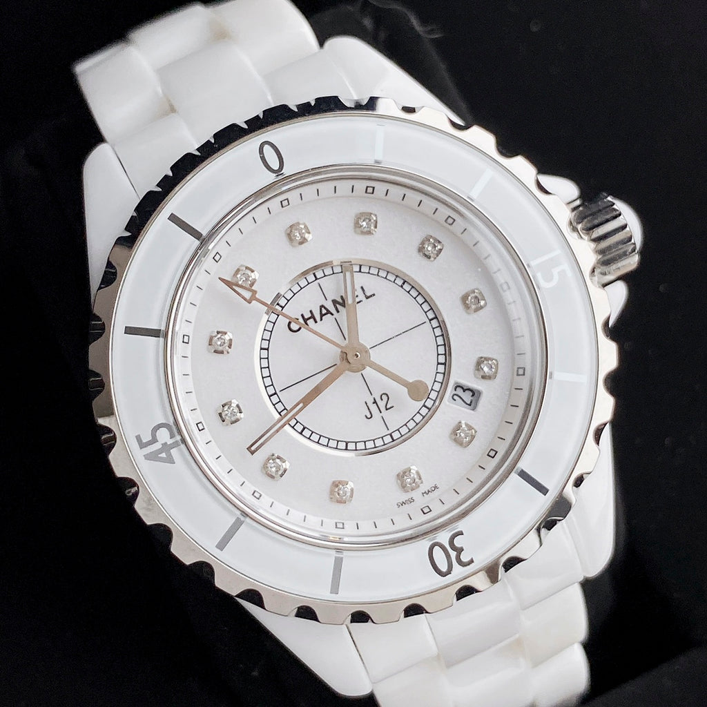 Chanel J12 White Ceramic Quartz Watch 33mm with Diamond Index