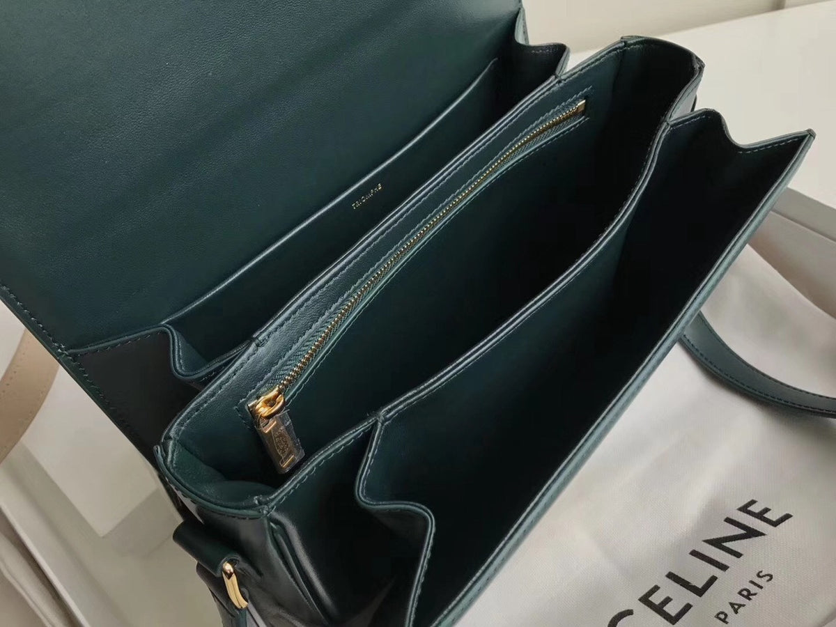 Celine MEDIUM TRIOMPHE BAG IN SHINY CALFSKIN GREEN