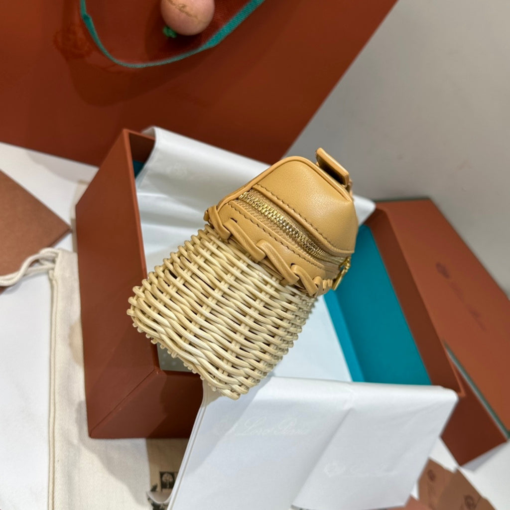 Loro Piana Extra Pocket L19 East-West wicker Beige