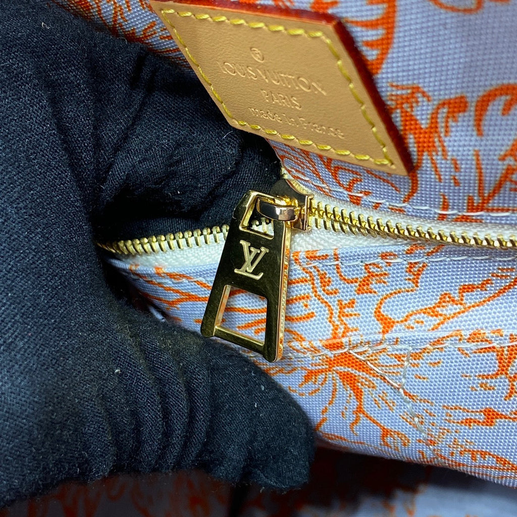 Louis Vuitton M11262 OnTheGo MM Tote Bag