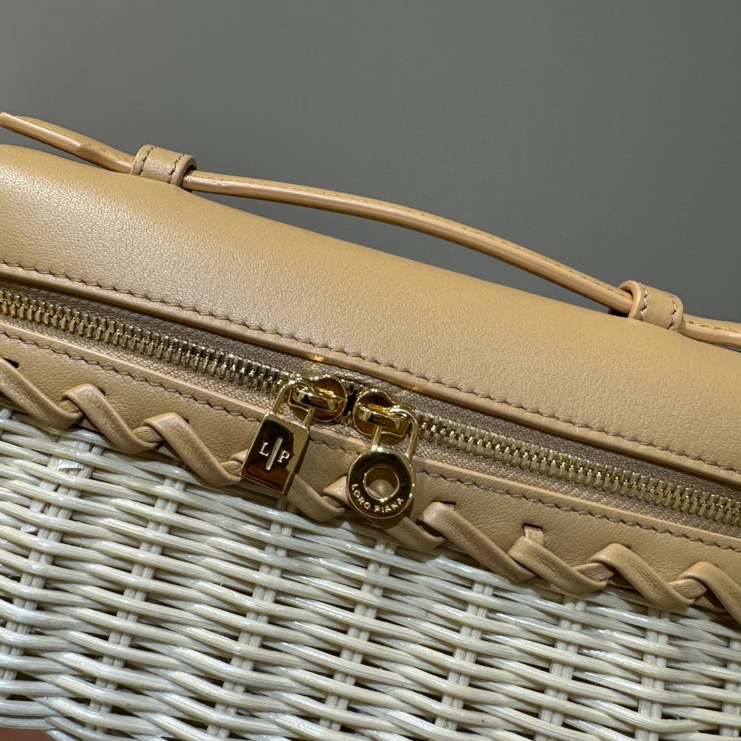 Loro Piana Extra Pocket L19 East-West wicker Beige