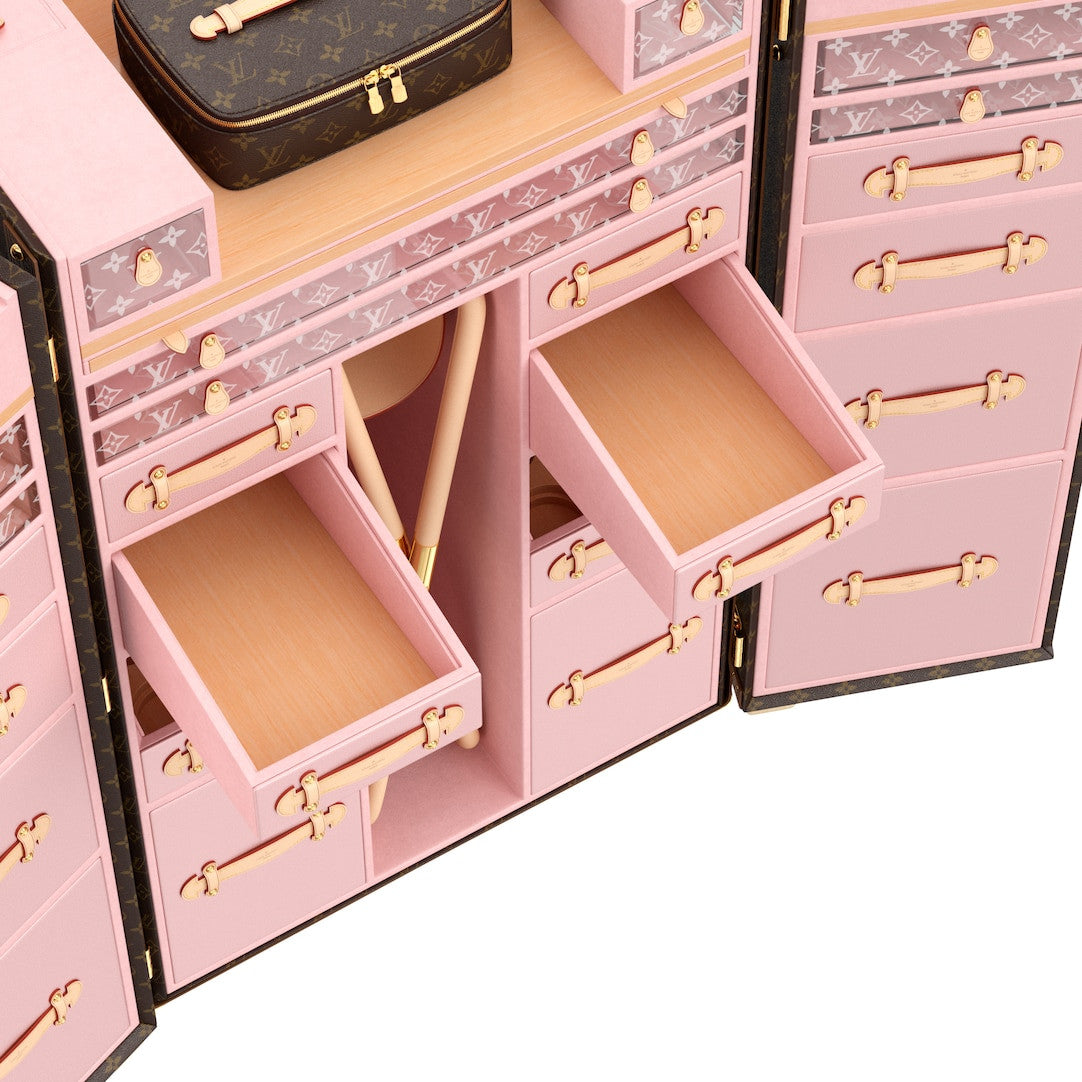 Louis Vuitton M20088  MALLE COIFFEUSE
