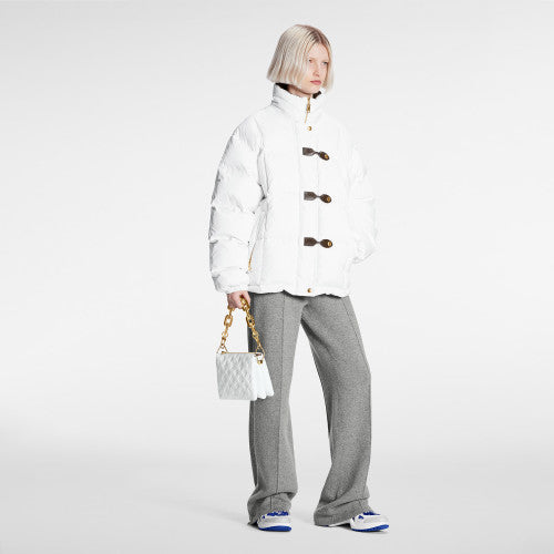 Louis Vuitton 1AAAWS MONOGRAM ACCENT PILLOW PUFFER JACKET BLANC